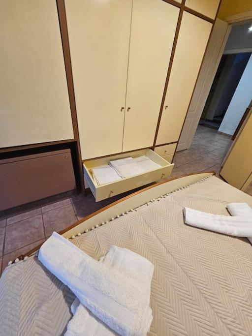 Kt Apartment Dráma Kültér fotó